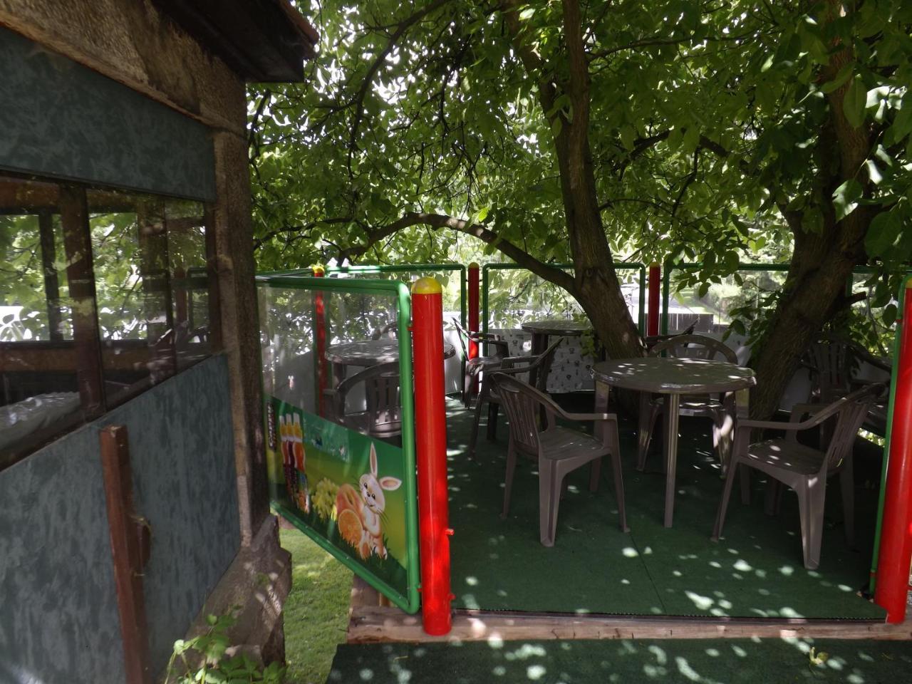 Penzion Signum Laudis Hotel Velke Hamry Exterior photo